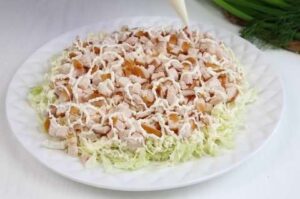 Салат с копчёной курицей