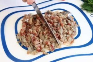 Скумбрия копчёная нарезанная кубиком