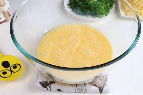 Рваный пирог из лаваша с сыром и зеленью.Пирог за 5 минут.