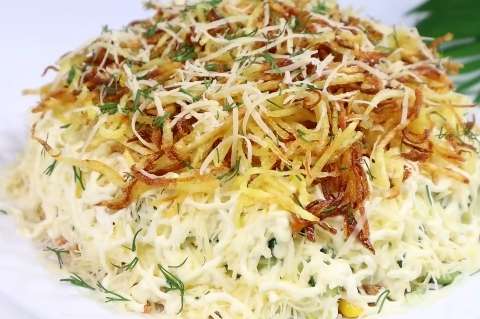 Салат с Курицей и Картофелем пай!