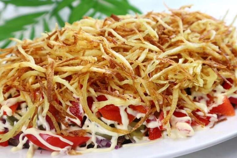 Мясной салат "Принц" с говядиной, картофелем пай и сладким перцем