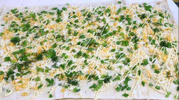 Закуска из Лаваша с плавленым сыром и яйцом-Банально но очень вкусно!