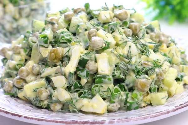 Очень Вкусный Салат за пять минут "Выручалочка" -салат с горошком, яйцом и огурцом