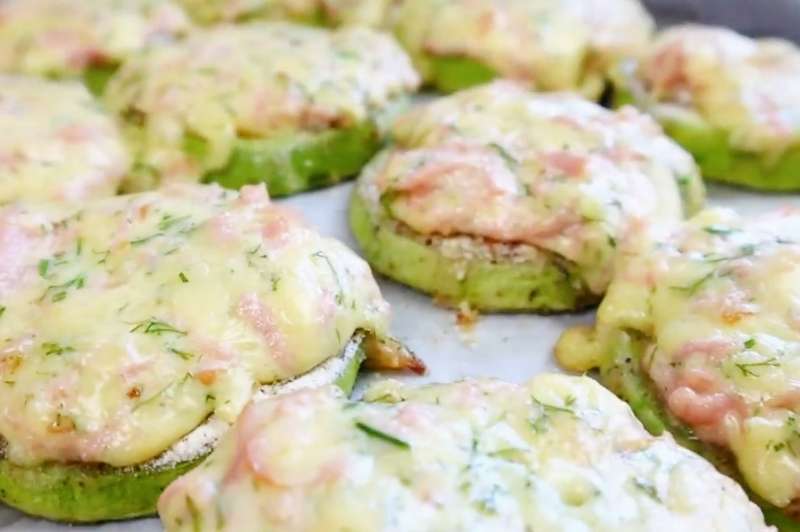 Улетают как семечки:Кабачки, запеченные в духовке с вкусной начинкой