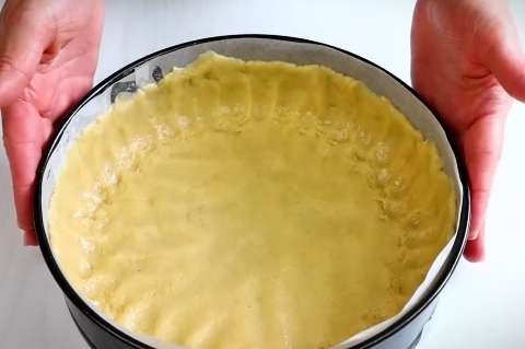 Пирог с абрикосами и сметанной заливкой ,плюс варёная сгущёнка-Тёртый пирог как торт