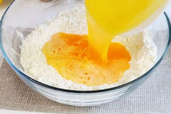 Вкуснее торта! Ягодный пирог с кремовой начинкой.