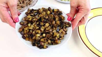 Салат "Сердце Осени" с куриными сердечками и баклажанами