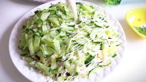 Салат «Алёнка» :с грибами и крабовыми палочками-Вкусный, быстрый и простой праздничный салат за 10 минут!