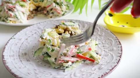 Салат «Алёнка» :с грибами и крабовыми палочками-Вкусный, быстрый и простой праздничный салат за 10 минут!