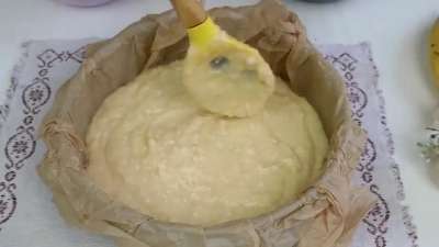 Быстрый банановый пирог с хрустящей корочкой