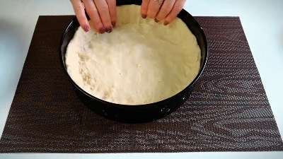 Вкуснейший пирог с мясом: сочная начинка и удачное тесто
