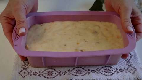Ароматный кекс с курагой, лимонной цедрой и апельсиновой пропиткой