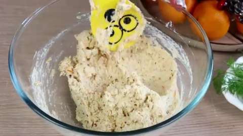 Закусочные шарики из курицы с грецким орехом и сыром в кокосовой стружке