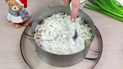 Салат с курицей, черносливом и грибами — «Снежный лес» 10 Салат с курицей, черносливом и грибами — «Снежный лес»