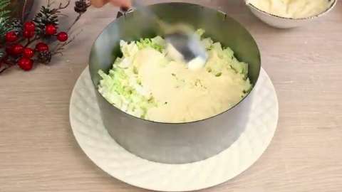 Салат с ананасом, курицей, сыром и пекинской капустой -"Миледи" Королева Вкуса