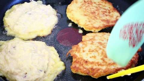 Деруны с куриным филе: Вкусный ужин