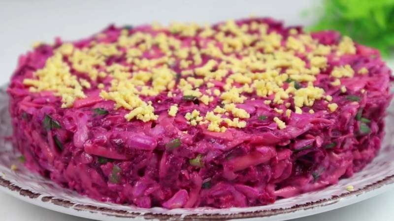 Салат Нежный со свеклой и сыром
