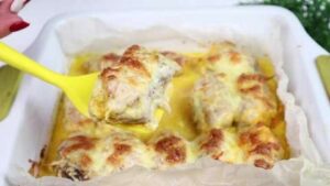 Готовые сочные куриные рулетики