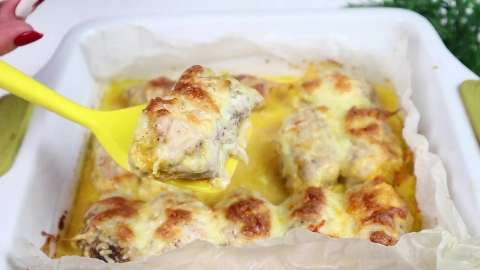 Готовые сочные куриные рулетики