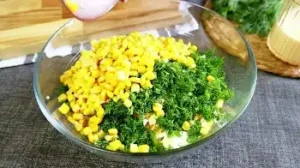 салат кукуруза