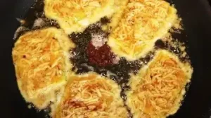 Кабачки с сыром на сковороде