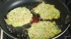 Оладьи из кабачков с сыром и морковью