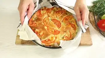 Пирог с кабачком и брынзой