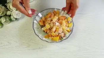 Пирог с персиками и кокосовым кремом из белков