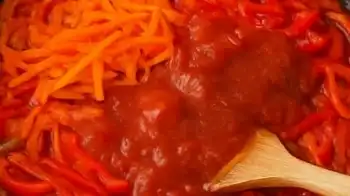 Рецепт вкусных баклажанов с кетчупом на зиму без стерилизации