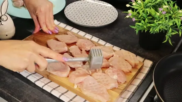 Отбивные медальоны из куриного филе