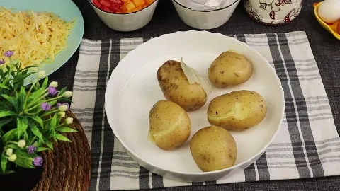 картофельный пирог с курицей шаг 01