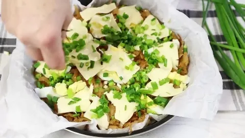 Капуста жареная лук яйца пирог