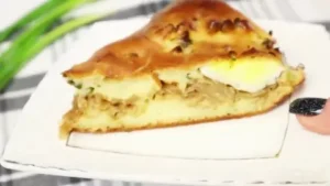 Пирог с яйцами капустой на кефире
