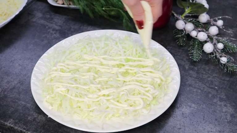 Салат Эсмеральда слой пекинская капуста