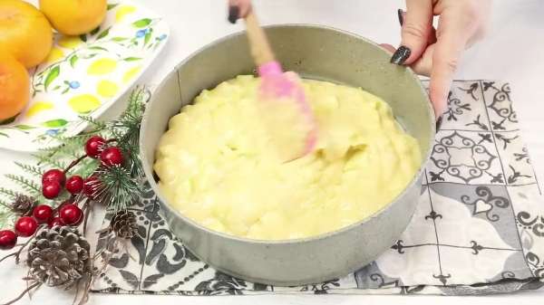 Сколько выпекать шарлотку