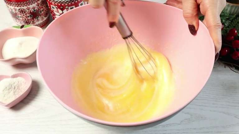 Домашний кекс с изюмом и маком — простой рецепт к чаю