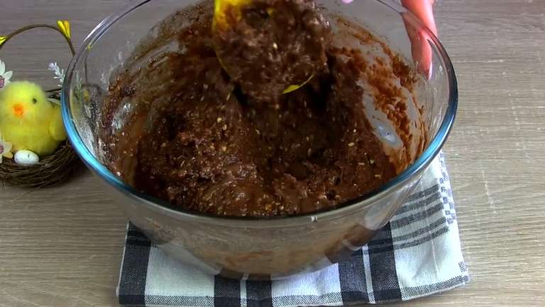 Постный шоколадный пирог «Монте-Кристо» с бананом и орехами