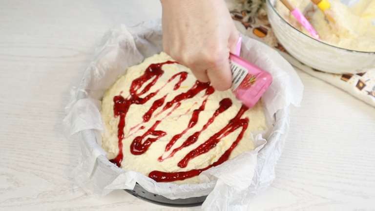 Творожная запеканка к чаю с кокосом и лимонной цедрой