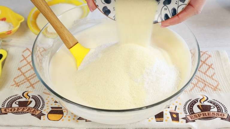 Творожная запеканка к чаю с кокосом и лимонной цедрой