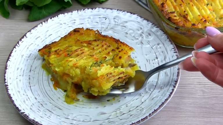 Постная картофельная запеканка с грибами в духовке