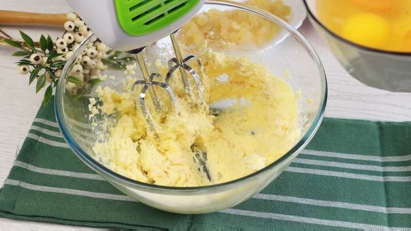 Творожный мраморный кулич с шоколадом и апельсиновой цедрой без дрожжей