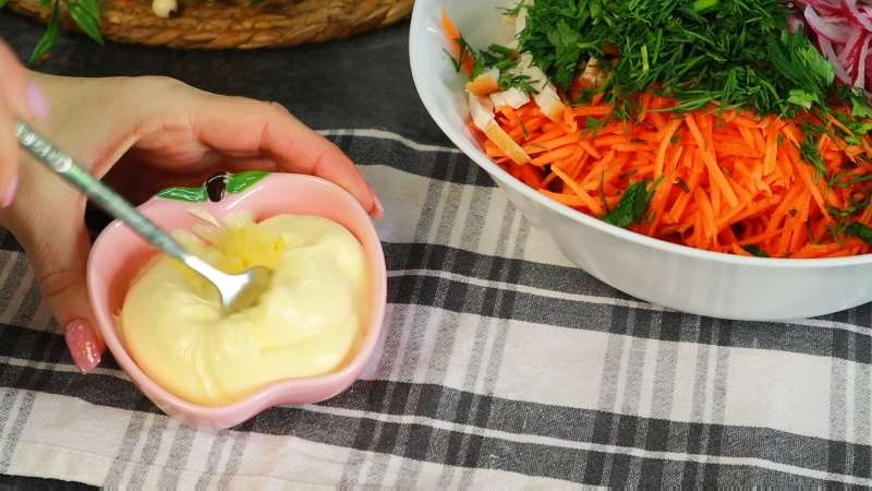 Салат «Султан» рецепт с курицей и маринованным луком